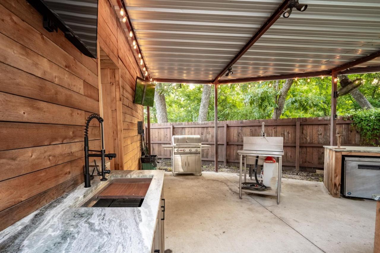Ol Sarge Retreat Outdoor Amenities Cozy Charm Villa Bryan Bagian luar foto
