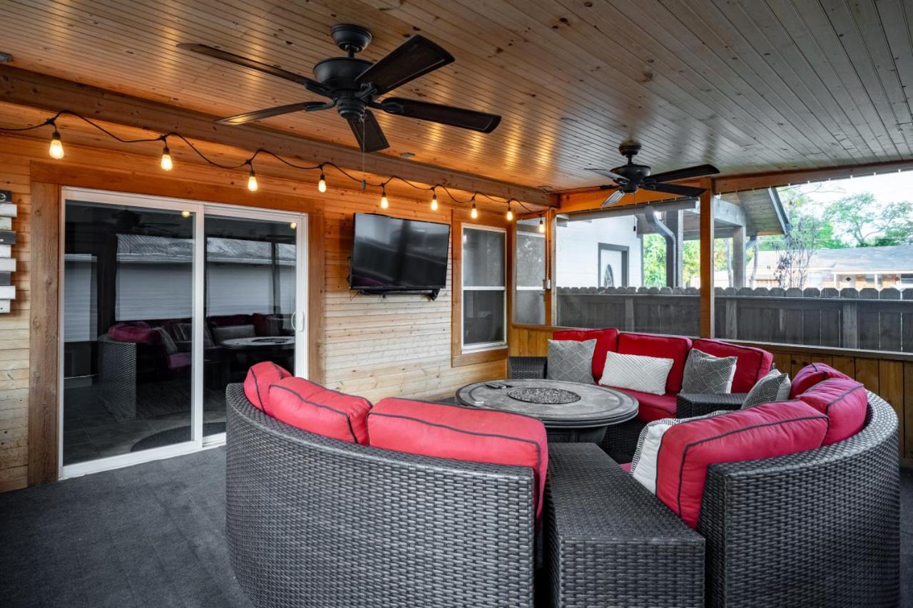 Ol Sarge Retreat Outdoor Amenities Cozy Charm Villa Bryan Bagian luar foto